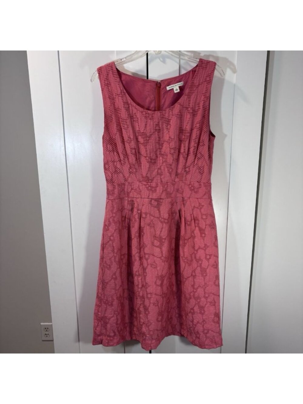 Banana Republic A-Line Dress Pink Textured Sleeveless Knee-Length Women’s Size 8